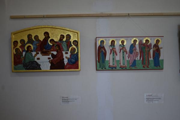 В Ужгороді триває великодня виставка ікон, де представлено загалом 47 образів